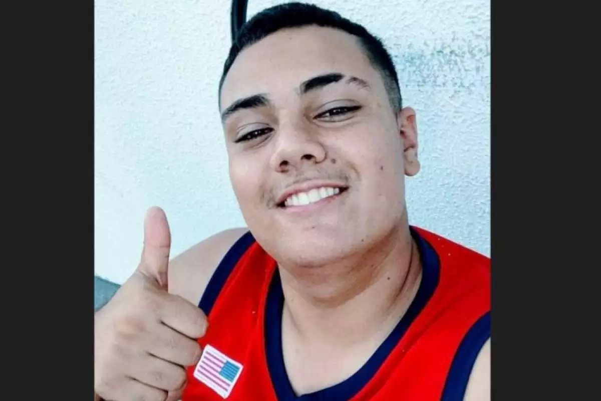 Motociclista de 22 anos morre após acidente em rotatória de Birigui