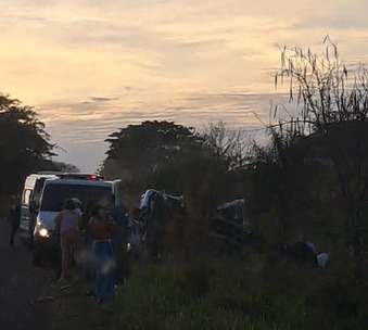 Jovem morre em colisão entre carro e caminhonete em estrada entre Buritama e Zacarias