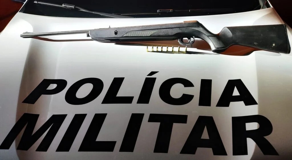Homem é preso com espingarda após disparos em Coroados