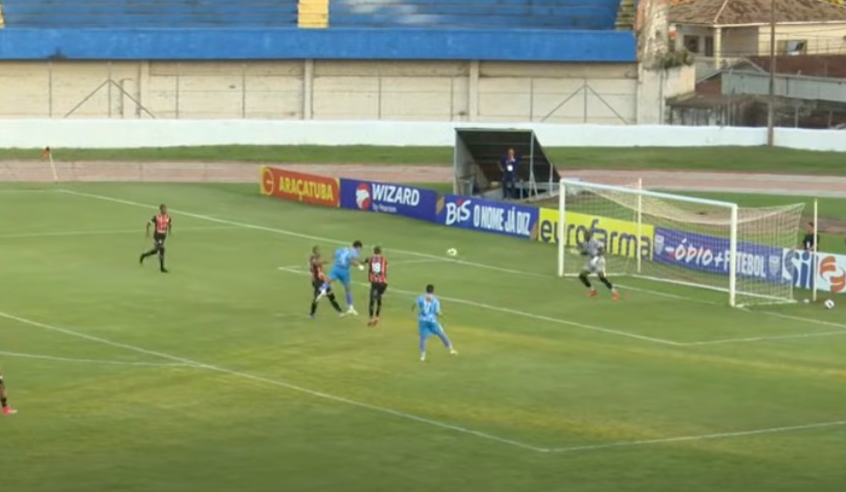 Araçatuba luta até o fim, mas é derrotado e eliminado da Copinha