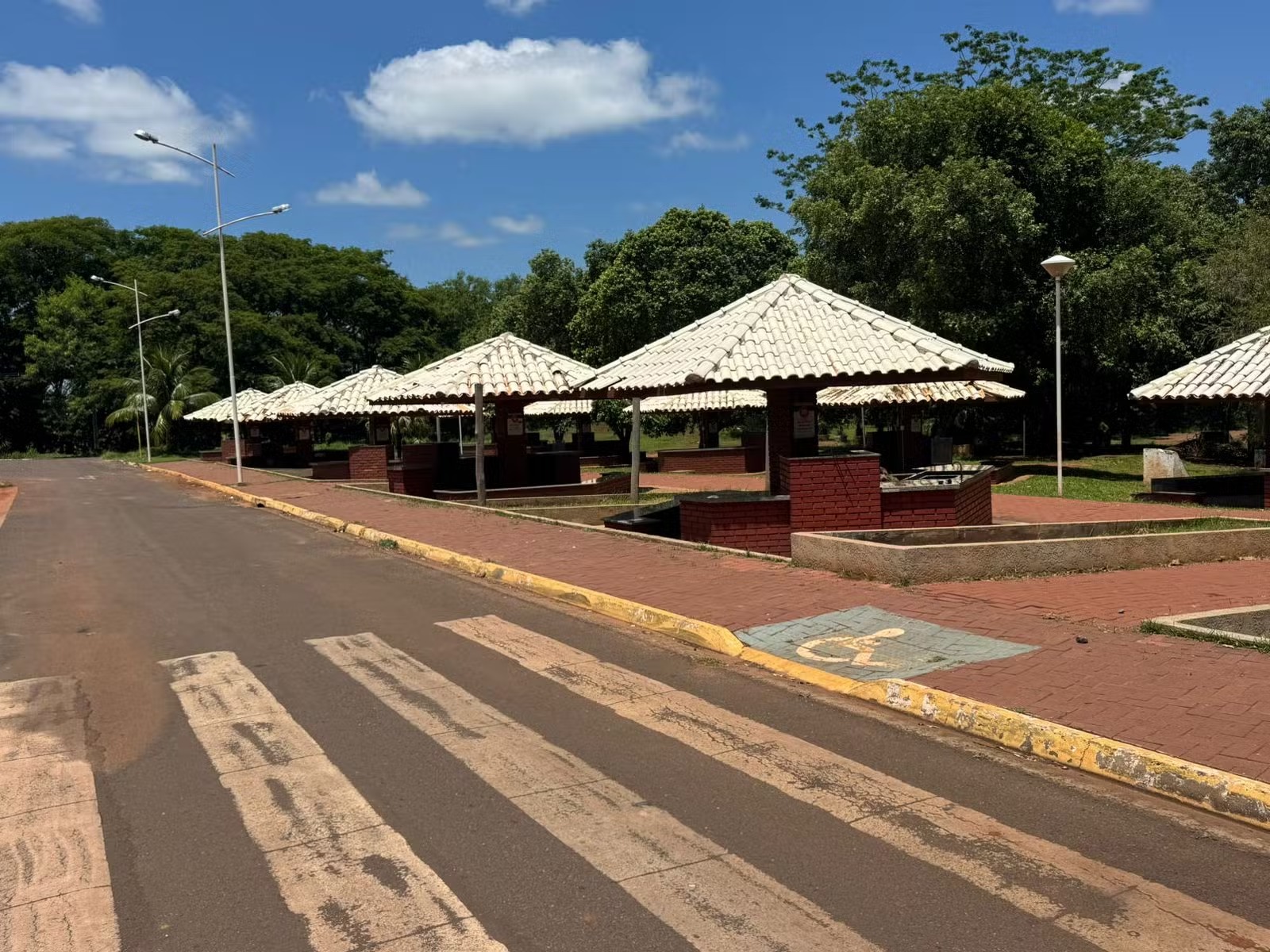 Motociclista atropela criança de 5 anos e foge em Ilha Solteira