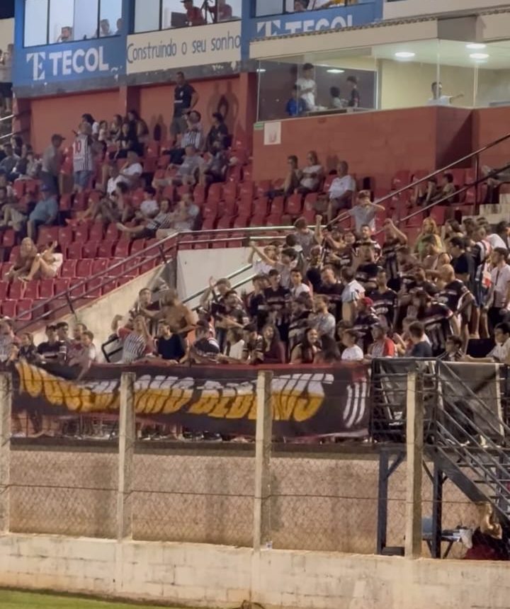 Bandeirante bate Francana e respira na Série A3