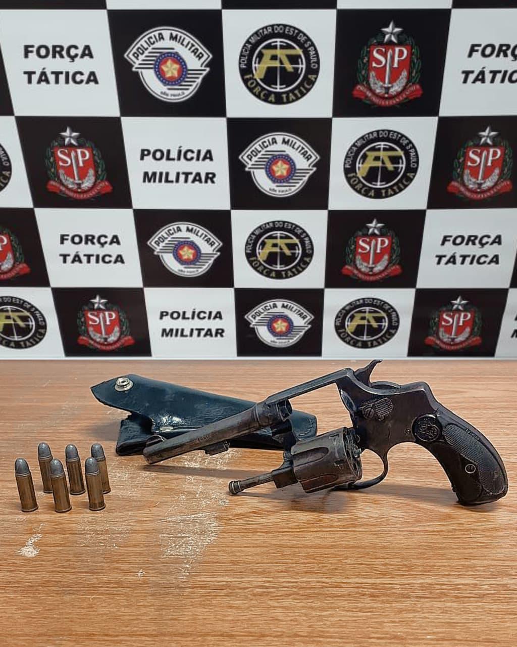 Motorista é preso com revólver municiado na SP-463 em Araçatuba