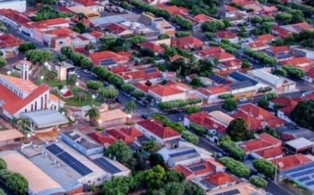 Concurso oferece salários de até R$ 6 mil em Monções