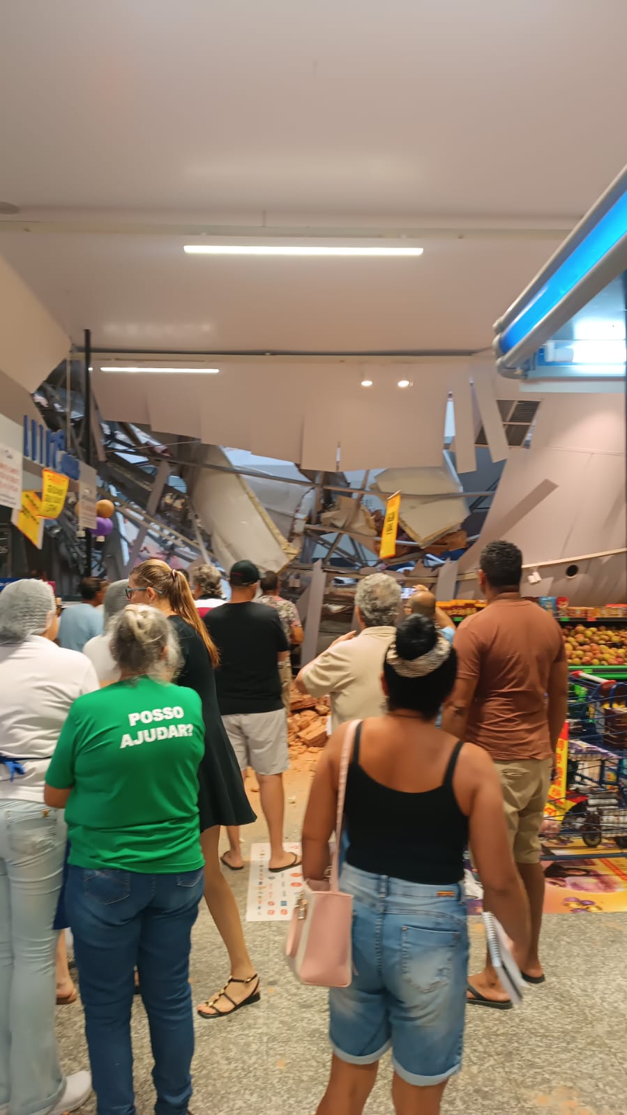 Desabamento em supermercado deixa um morto e três feridos em Araçatuba