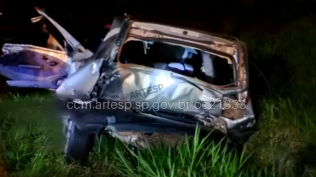Colisão frontal deixa mortos, incluindo criança, em Piacatu